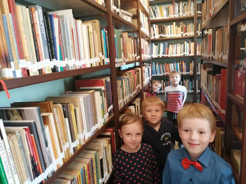 6 latki w Bibliotece - zdjęcie 4